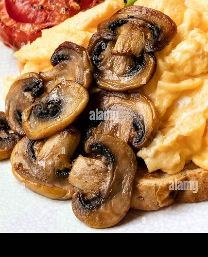 Scrambled egg & extras (1)