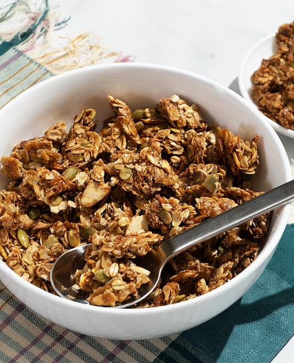 Cinnamon Coconut Granola