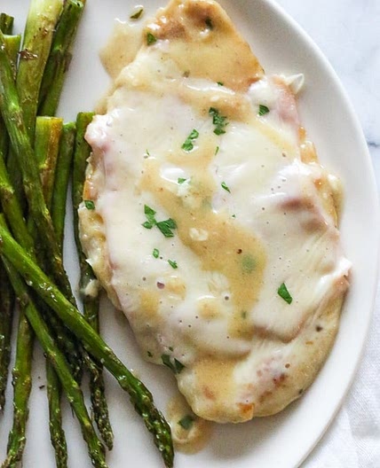 Skillet Chicken Cordon Bleu