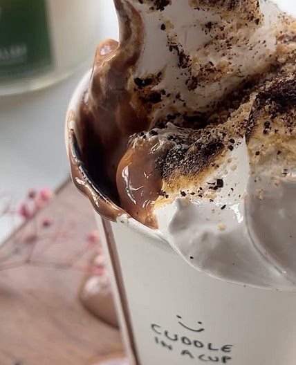 Hot Chocolate with Marshmallow Fluff