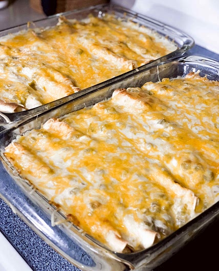 White Sauce Chicken Enchiladas