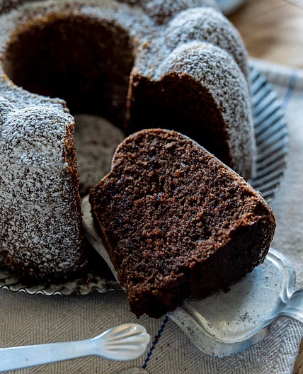 Vegan carob cake kugelhopf