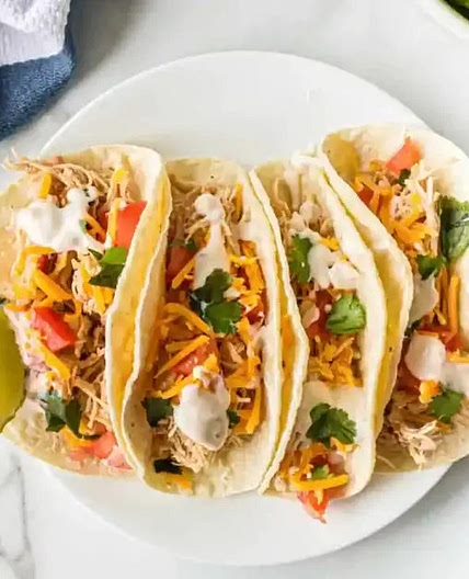 Crockpot Shredded Chicken Tacos