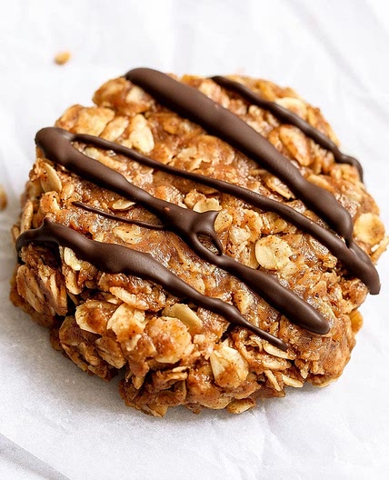 4-Ingredient Almond Butter Cookies