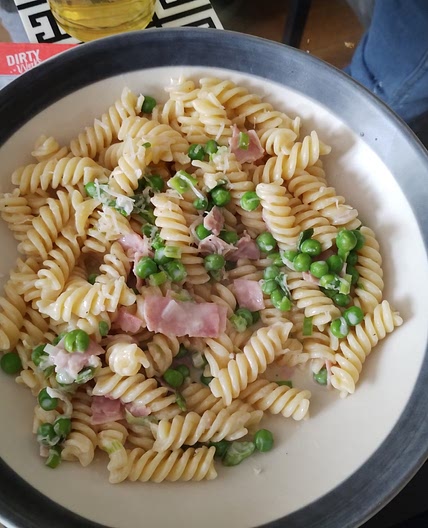 Pea and ham pasta
