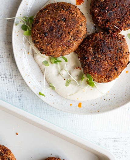 Vegan Quinoa Black Bean Burgers