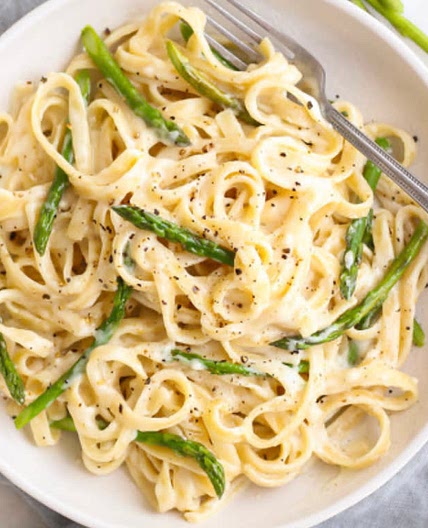 Fettuccine Alfredo