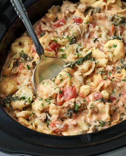 Cheesy Spinach and Chicken Tortellini