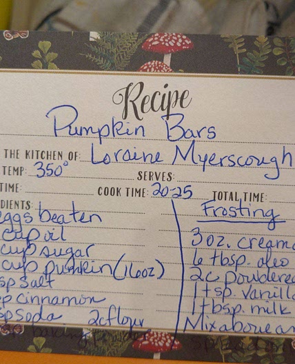 Lorraine's pumpkin bars