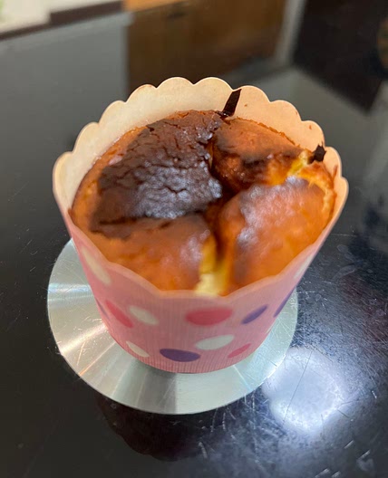 Burnt cheese Cupcake 
