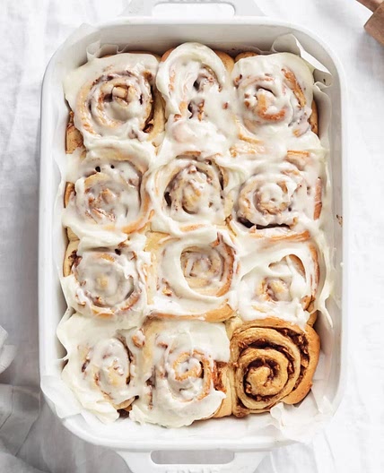 Apple cinnamon rolls 