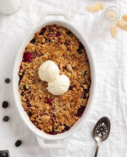 Mixed berry crisp 