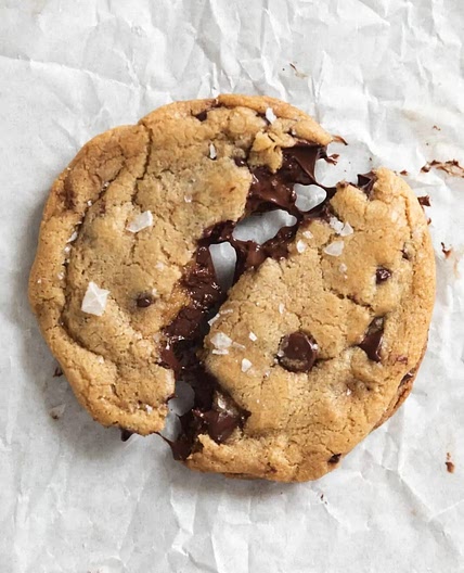 Single serve chocolate chip cookie 