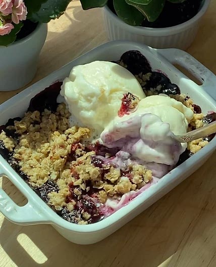 Single Serve Blueberry Crisp