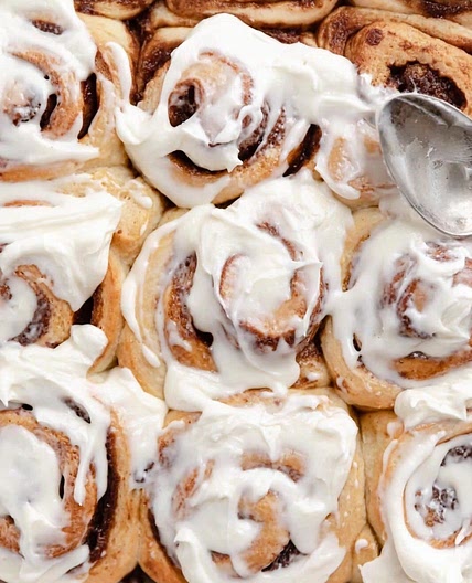 Gingerbread cinnamon rolls 
