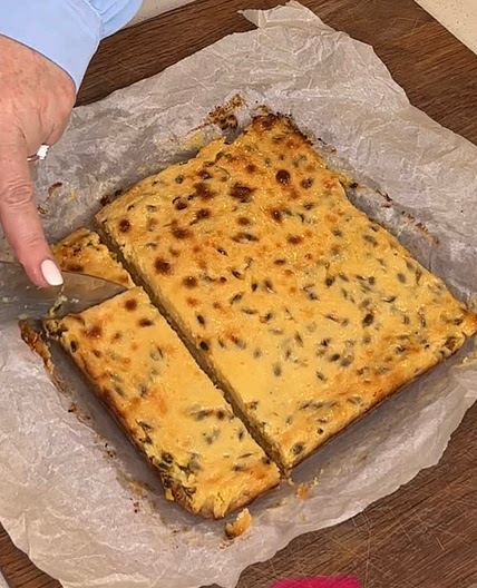 5 ingredient passionfruit slice