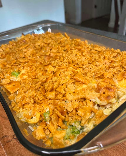 Broccoli Cheddar Cheeze It's Casserole