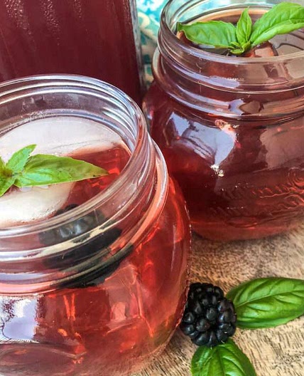 Instant Pot Blackberry Iced Tea