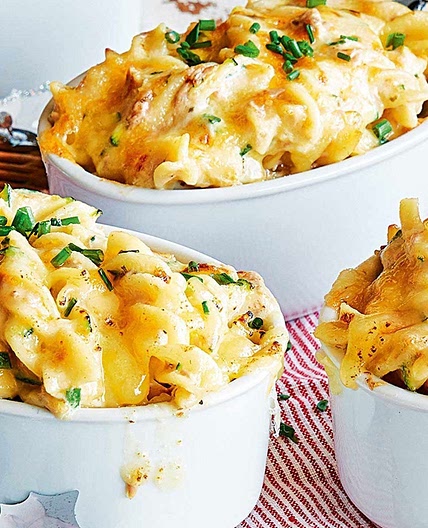Individual creamy tuna pasta bakes