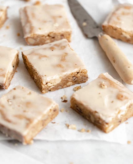 Whiter chocolate maple nut blondies 