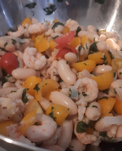 Insalata di fagioli e gamberi