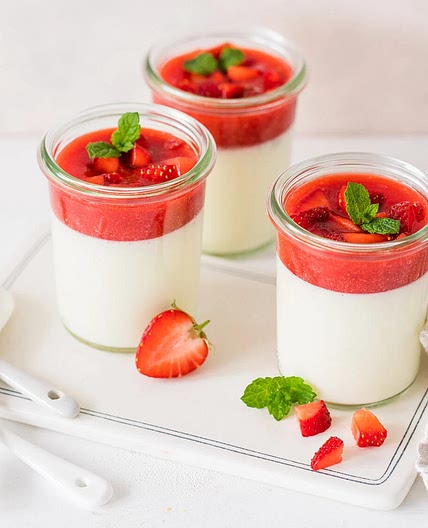 Erdbeer Panna Cotta