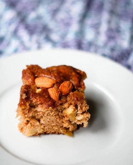 Apple roundup and a cinnamon apple cake 