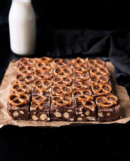 Salted pretzel Nutella fudge