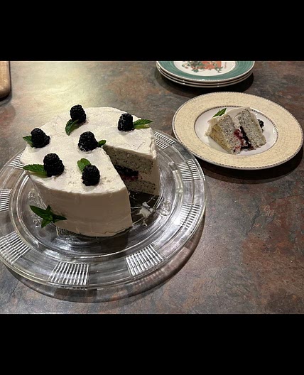 lemon-poppyseed cake w/ blackberry compote 