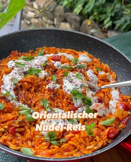 Orientalischer Nudel-Reis