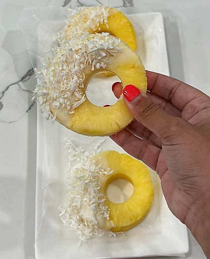 Piña colada rings