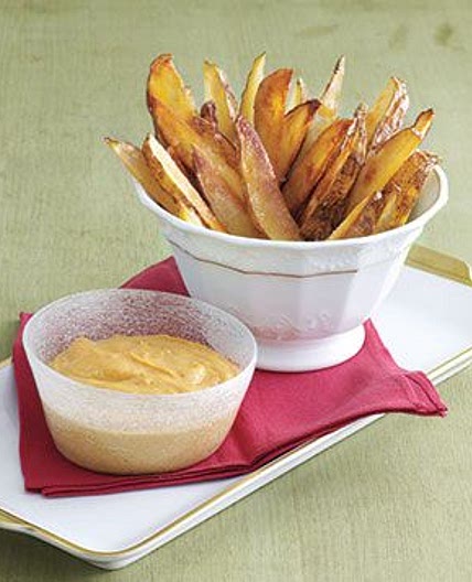 Oven Fries With Garlic Aioli Dipping Sauce
