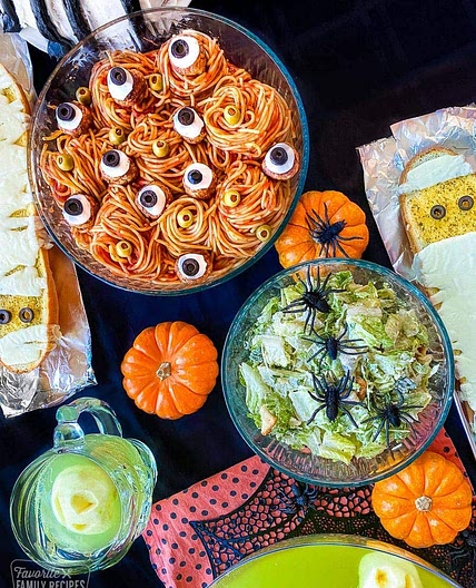 Halloween Dinner: Spaghetti and Eyeballs