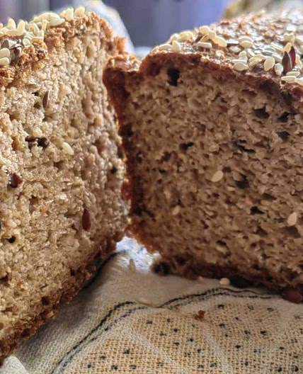 Keto seeds bread