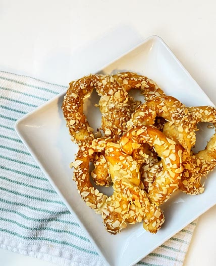 Sweet Almond Pretzel