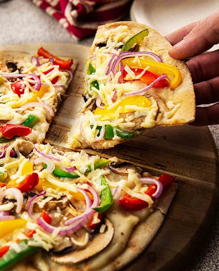 Vegan White Sauce Pizza with Lebanese Bread (30 Mins Meal)