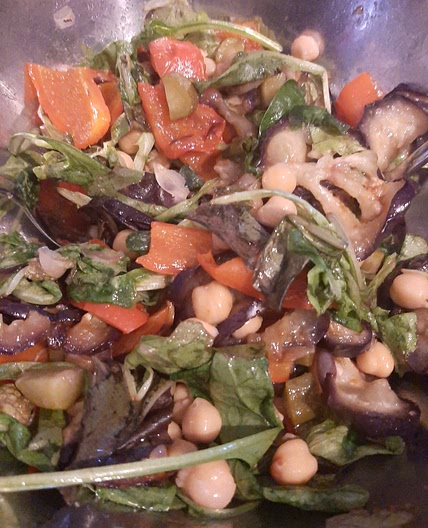 Insalata di ceci e verdure grigliate