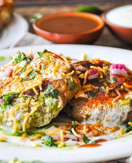 Aloo Tikki Chaat