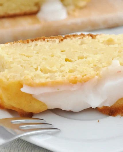 Lemon Drizzle Cake