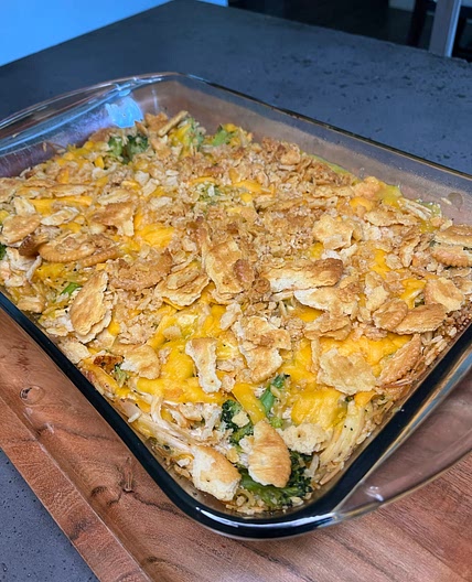 Broccoli Cheddar Chicken Bake with Crackers