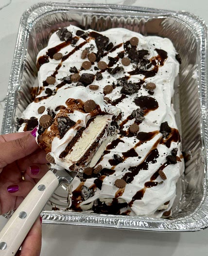 Ice cream sandwich cake