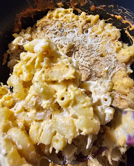 Buffalo chicken Mac and cheese