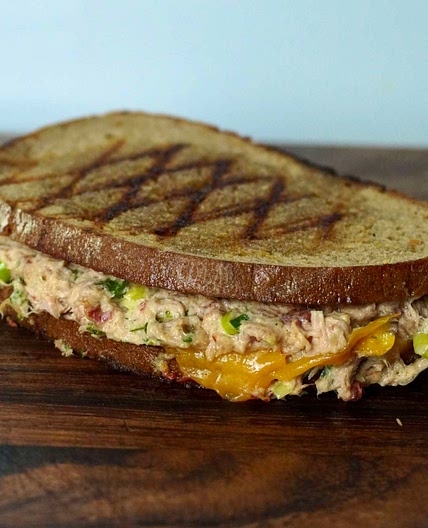 Tuna melt