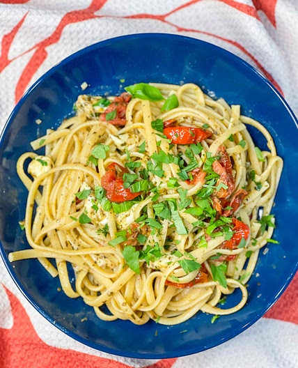 Caprese Pesto Pasta