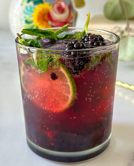Gut Healthy Blackberry Mint Mojito Mocktail