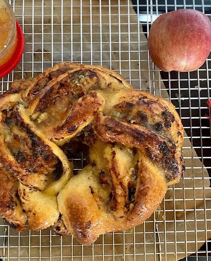 Nadiya Hussain's Crown Bread (with a few twists)