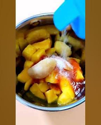 The best ever dip simple and delicious. #shorts#mangorecipe #mangosauce#mangomadness