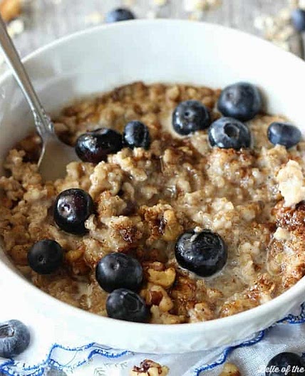 Nutty steel-cut oatmeal with blueberries