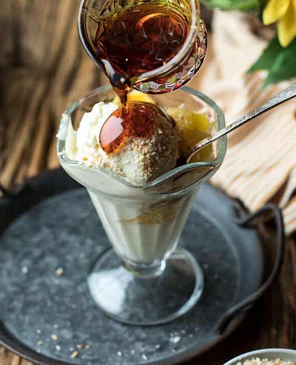 Dreamy Piña Colada Ice Cream (No-Churn)