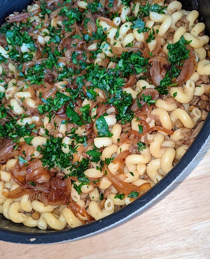Pasta with Lentils and Caramelized Onions